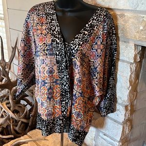 Kenzie size M women’s blouse